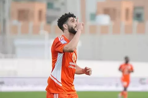 "اتفاق سريع".. عجمان يجدد عقد أزارو حتى 2028